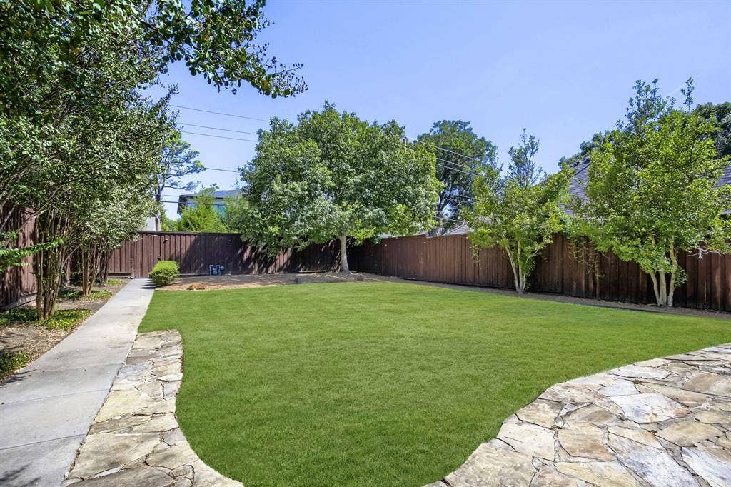 6335 Vanderbilt Avenue, Dallas, TX 75214 6335 Vanderbilt Avenue, Dallas, TX 75214