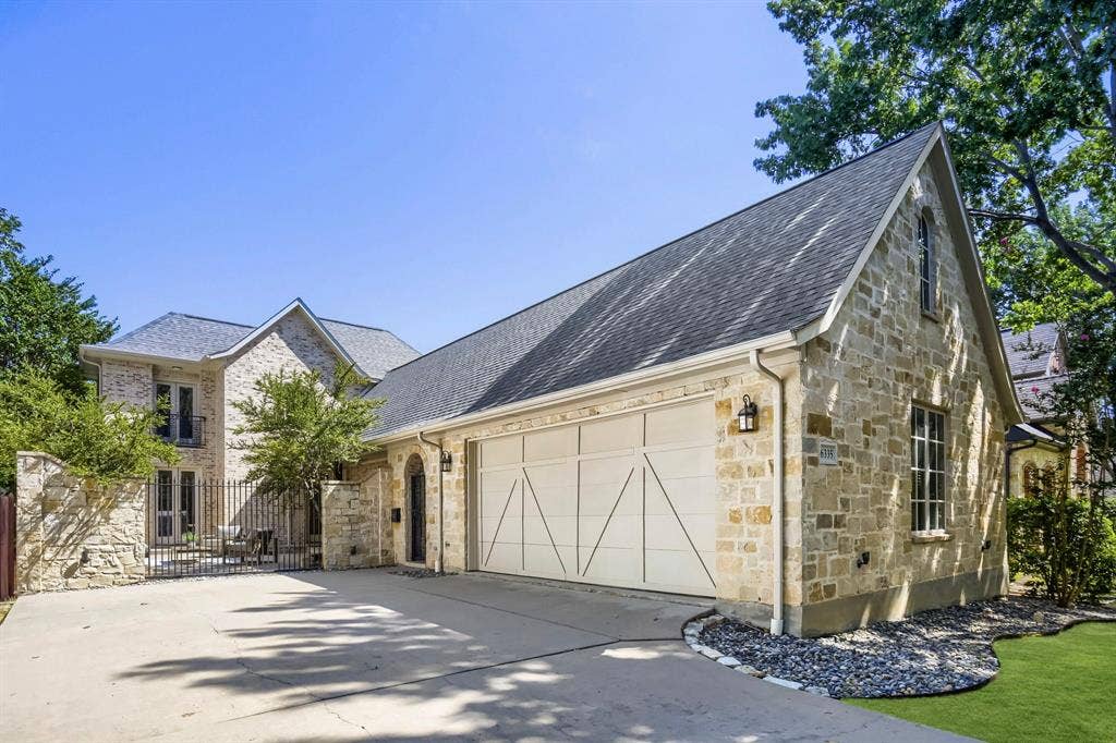 6335 Vanderbilt Avenue, Dallas, TX 75214 6335 Vanderbilt Avenue, Dallas, TX 75214