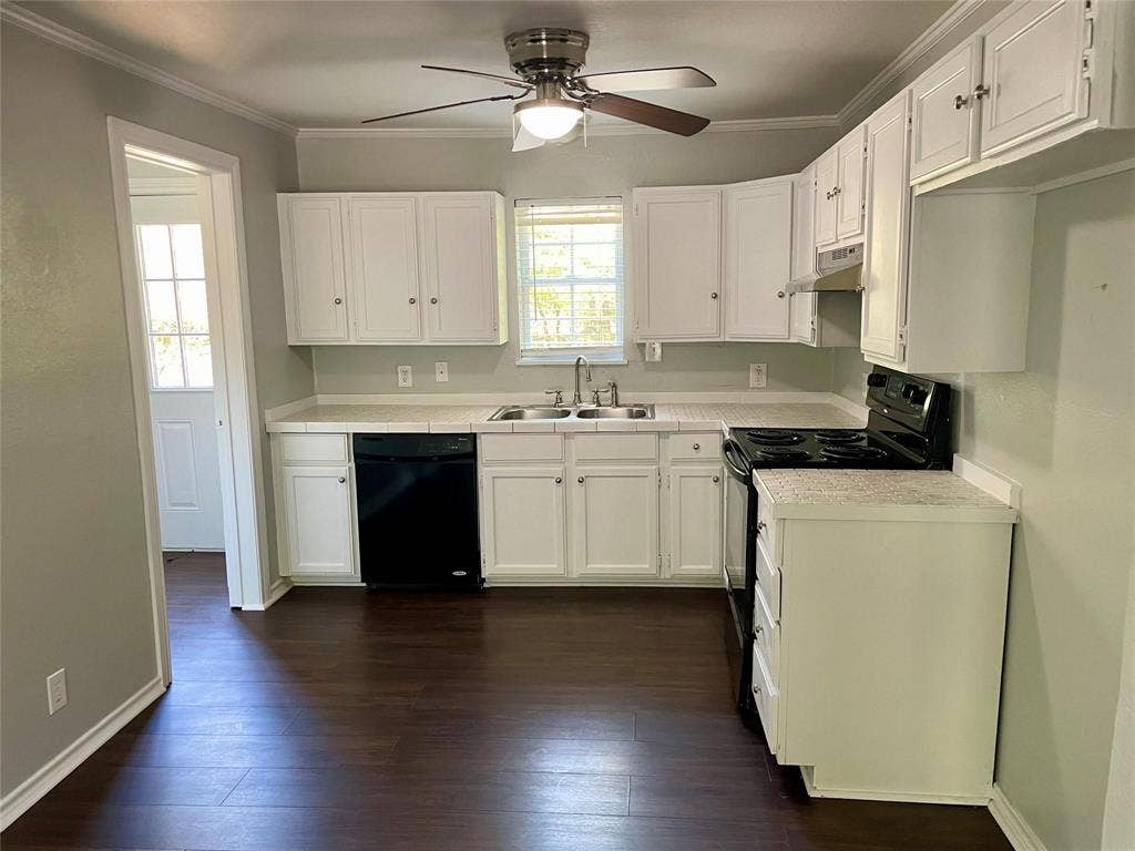 4003 4th Street, Greenville, TX 75401 4003 4th Street, Greenville, TX 75401