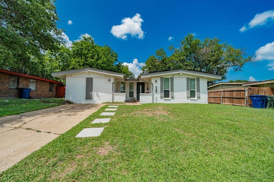 Property photo for 905 Piedmont Drive, Garland, TX