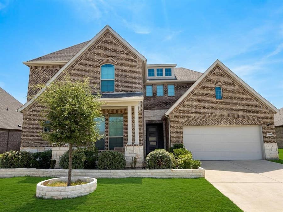 Property photo for 1708 Birch Street, Mansfield, TX