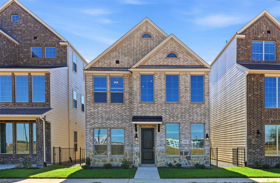 Property photo for 1566 Lake District Drive, Allen, TX