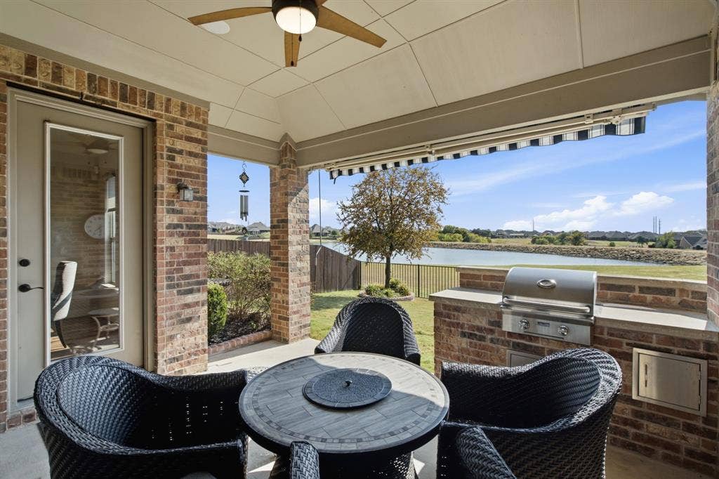 Home backs up to Lake, enjoy entertaining or morning coffee.