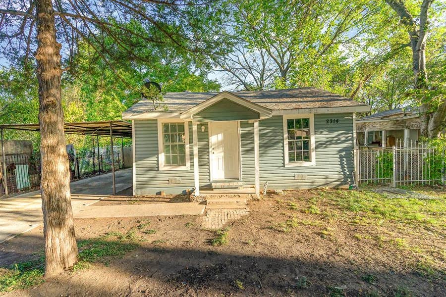 Property photo for 2314 Frank Henderson Jr Drive, Dallas, TX