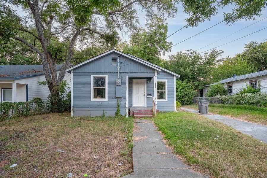 Property photo for 3715 Hancock Street, Dallas, TX