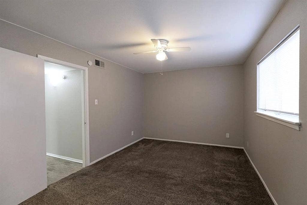 8100 N Mopac Expressway, #03-111, Austin, TX 78759 Half OFF on your rent for the next 4 months* PLUS $99 app & admin fee! * On select homes