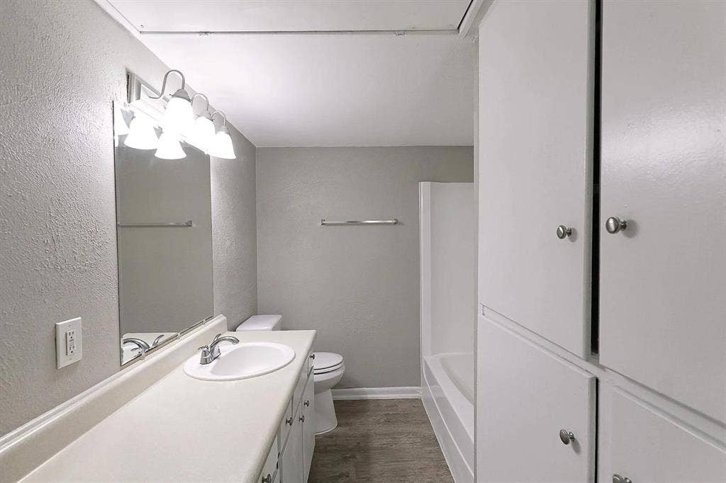 8100 N Mopac Expressway, #03-111, Austin, TX 78759 Half OFF on your rent for the next 4 months* PLUS $99 app & admin fee! * On select homes