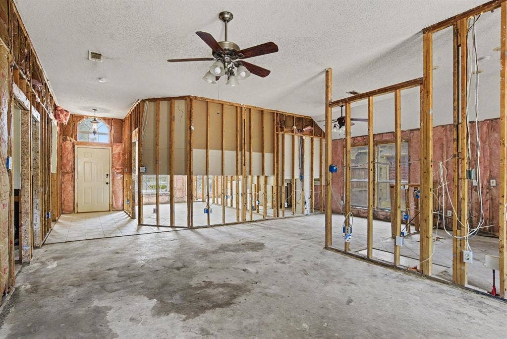 2851 Hampshire Lane, Rockwall, TX 75032 2851 Hampshire Lane, Rockwall, TX 75032