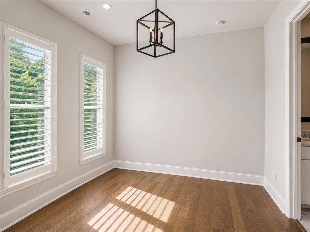 2114 Wenge Lane, Dallas, TX 75219 2114 Wenge Lane, Dallas, TX 75219
