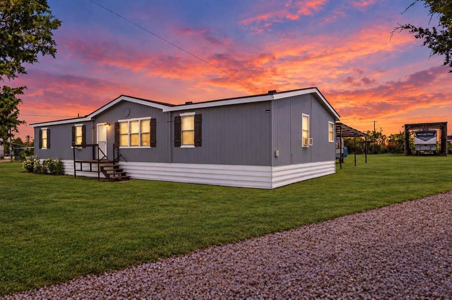 Property photo for 208 Rhett Court, Aurora, TX