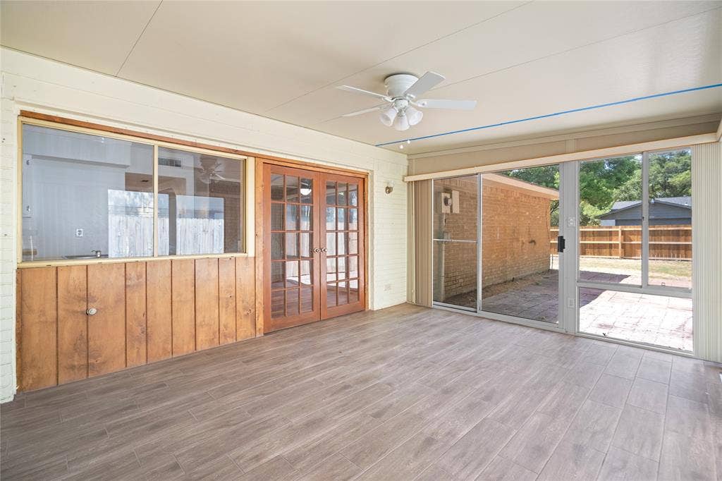 2801 Clover Valley Drive, Garland, TX 75043 2801 Clover Valley Drive, Garland, TX 75043