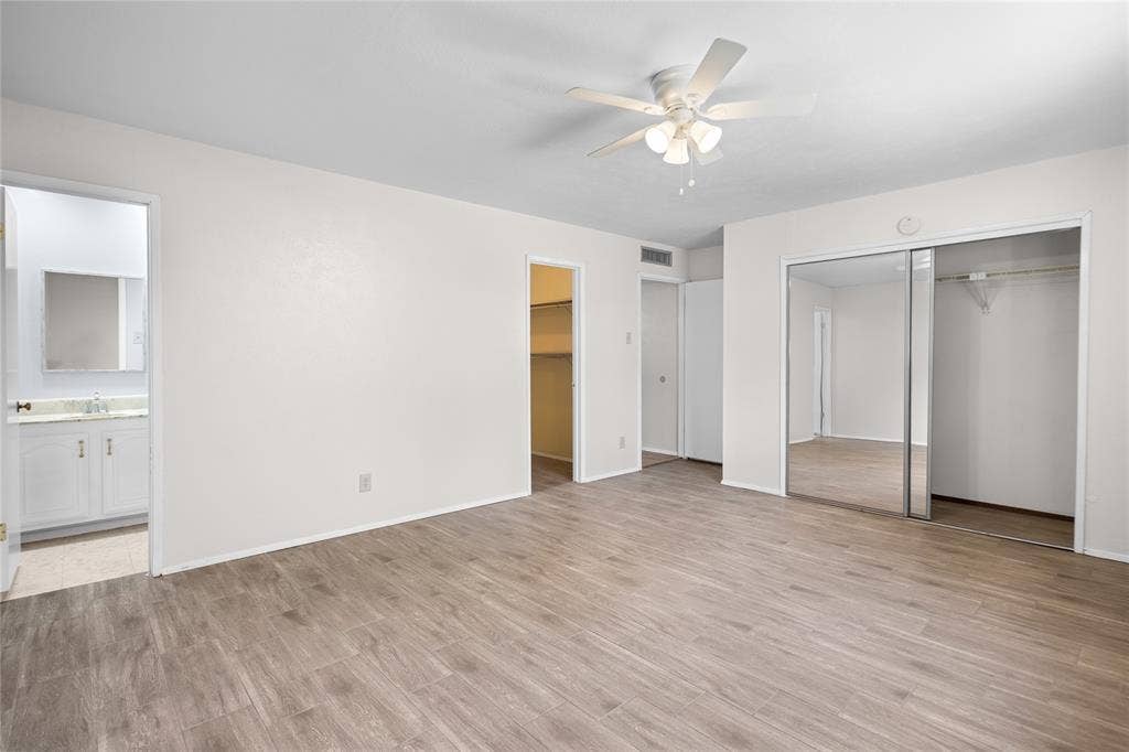 2801 Clover Valley Drive, Garland, TX 75043 2801 Clover Valley Drive, Garland, TX 75043