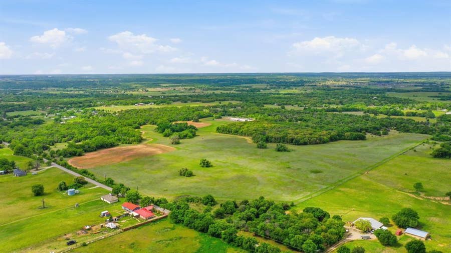 Property photo for TBD Ladybird Ln, Azle, TX