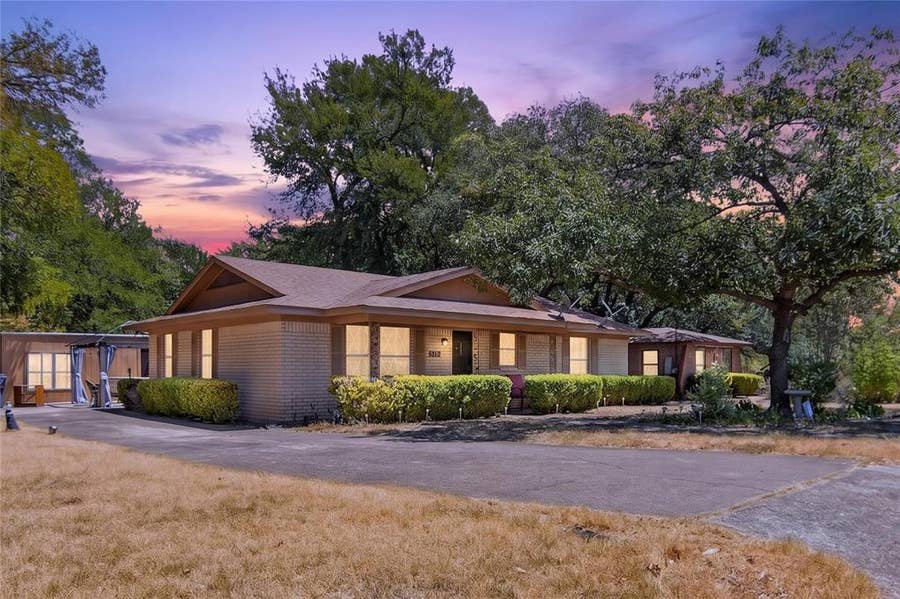Property photo for 3117 N 15th Street, Waco, TX