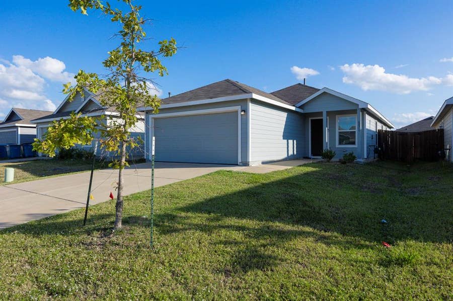 Property photo for 6071 Determine Lane, Forney, TX