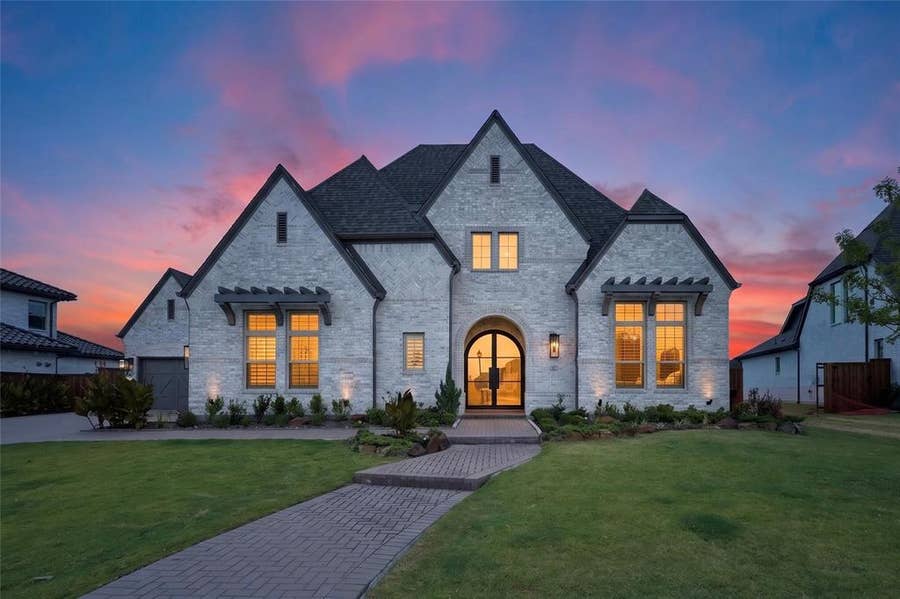 Property photo for 321 Pecan Trail, Plano, TX