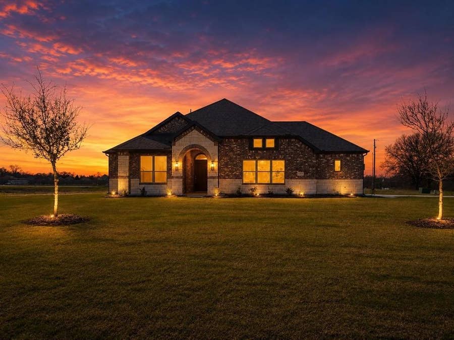 Property photo for 725 Windward Court, Lowry Crossing, TX