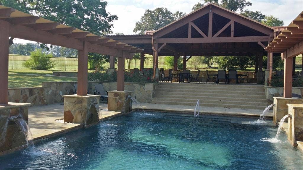 0 Lago Vista Drive, Athens, TX 75752 Commnuity pool just down the street.