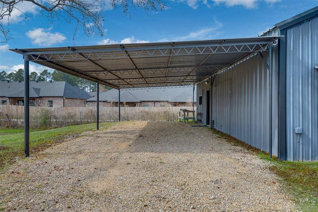 10203 County Road 135, Flint, TX 75762 10203 County Road 135, Flint, TX 75762