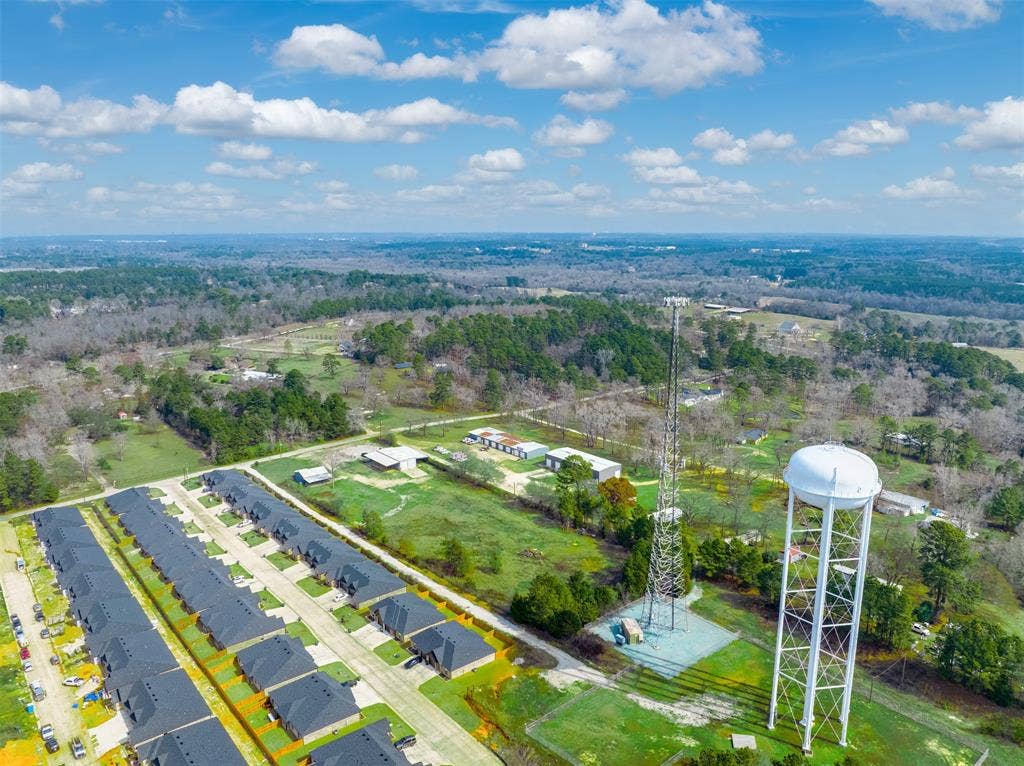 10203 County Road 135, Flint, TX 75762 10203 County Road 135, Flint, TX 75762