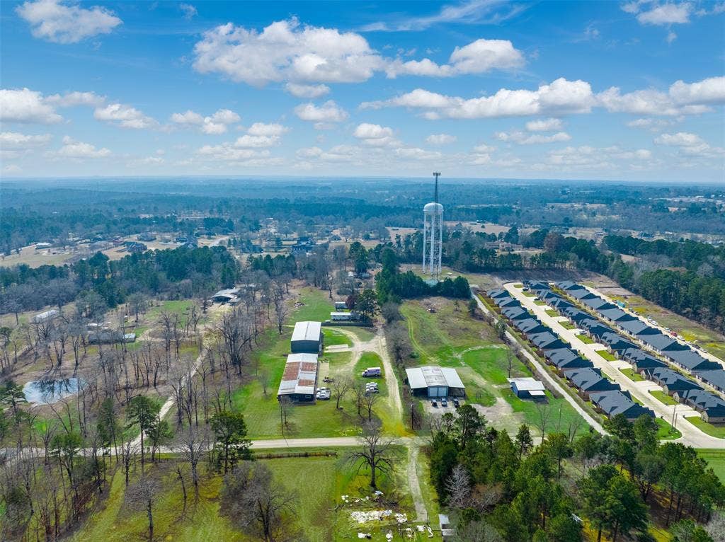 10203 County Road 135, Flint, TX 75762 10203 County Road 135, Flint, TX 75762