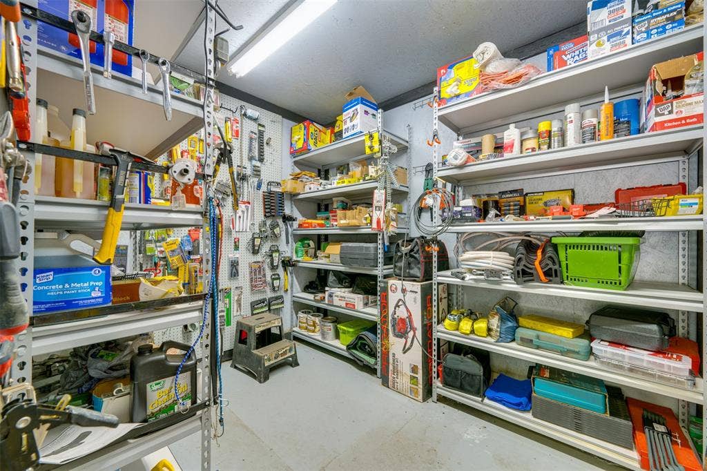 10203 County Road 135, Flint, TX 75762 10203 County Road 135, Flint, TX 75762
