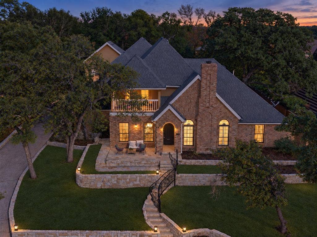 3509 Brentwood Drive, Colleyville, TX 76034 3509 Brentwood Drive, Colleyville, TX 76034