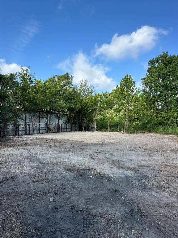 11639 Hartley Road, Houston, TX 77093 11639 Hartley Road, Houston, TX 77093