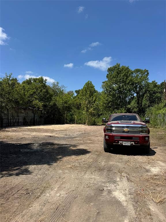 11639 Hartley Road, Houston, TX 77093 11639 Hartley Road, Houston, TX 77093