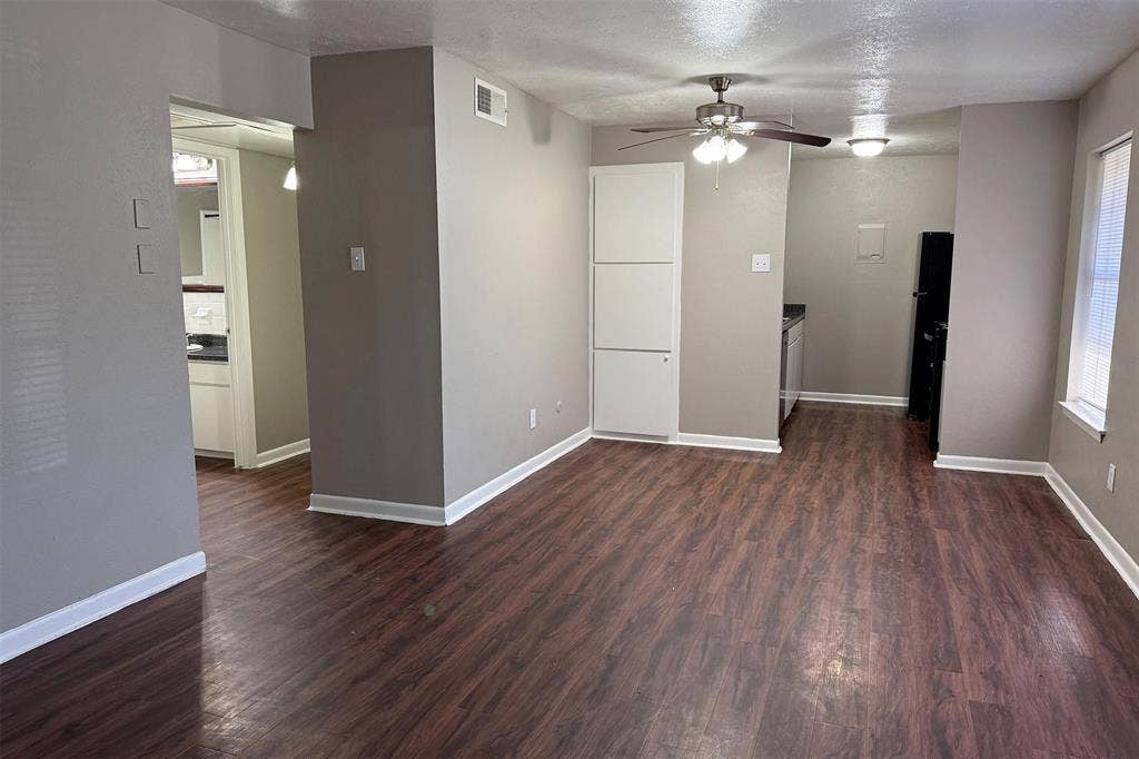 3001 Jane Lane, #102, Haltom City, TX 76117 $500.00 off first month rent