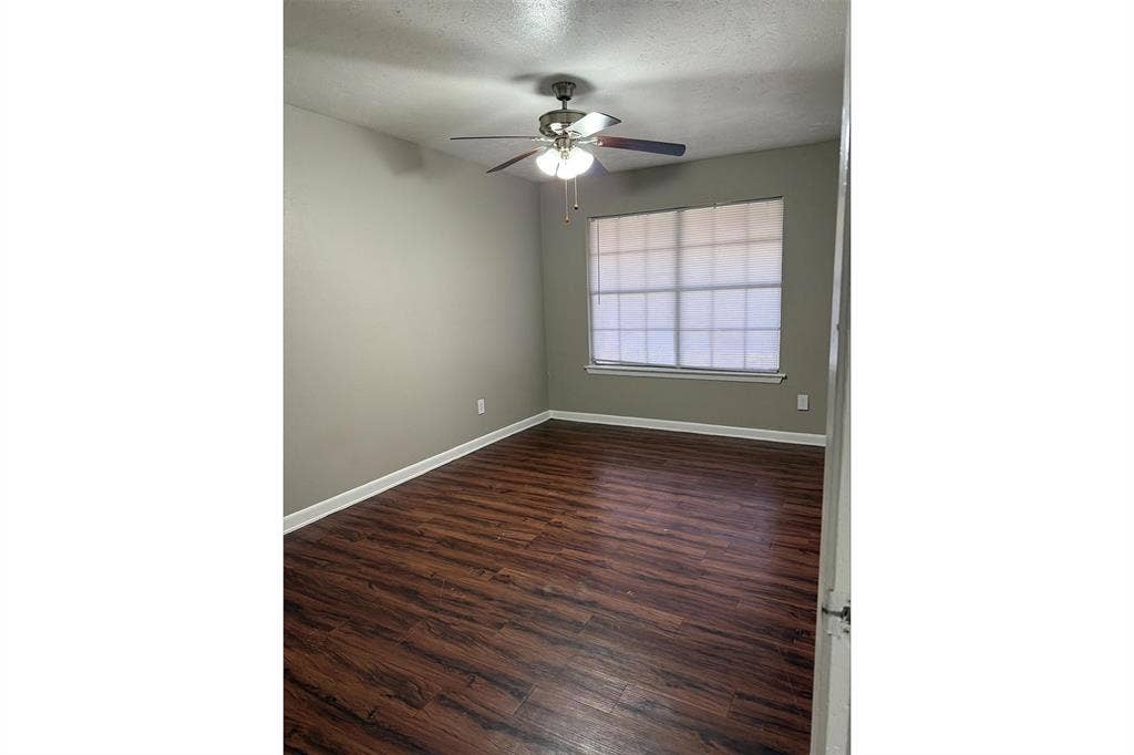 3001 Jane Lane, #102, Haltom City, TX 76117 $500.00 off first month rent