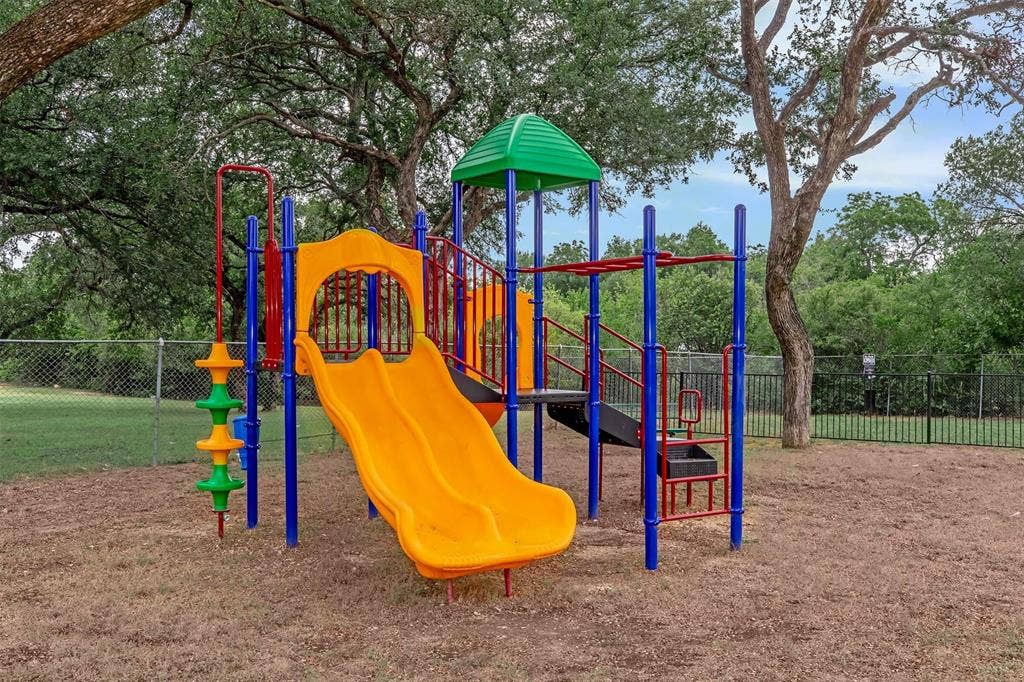 3001 Jane Lane, #102, Haltom City, TX 76117 $500.00 off first month rent