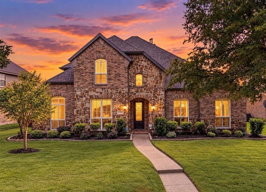 Property photo for 15385 Mountain View Lane, Frisco, TX