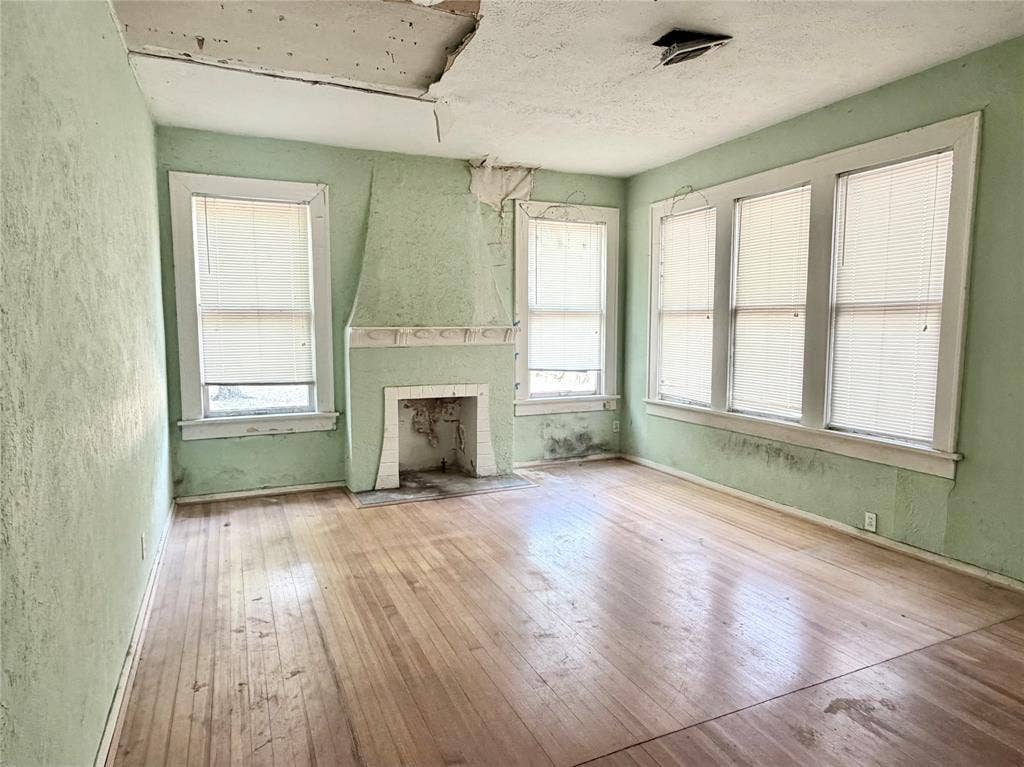 6147 Richmond Avenue, Dallas, TX 75214 6147 Richmond Avenue, Dallas, TX 75214