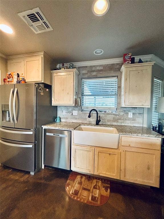 443 Downsville Road, Robinson, TX 76706