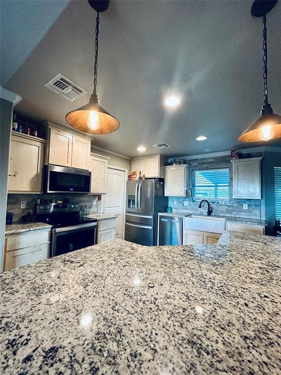 443 Downsville Road, Robinson, TX 76706