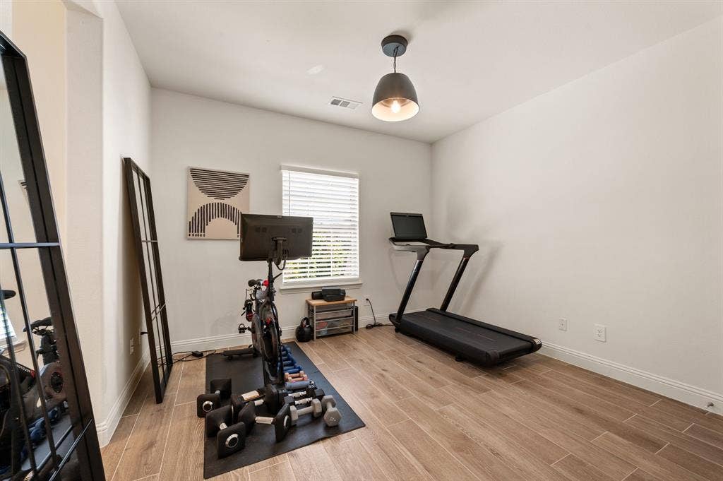 8226 Vitex Avenue, Dallas, TX 75252 8226 Vitex Avenue, Dallas, TX 75252