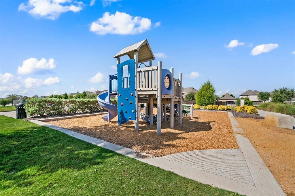 8226 Vitex Avenue, Dallas, TX 75252 8226 Vitex Avenue, Dallas, TX 75252