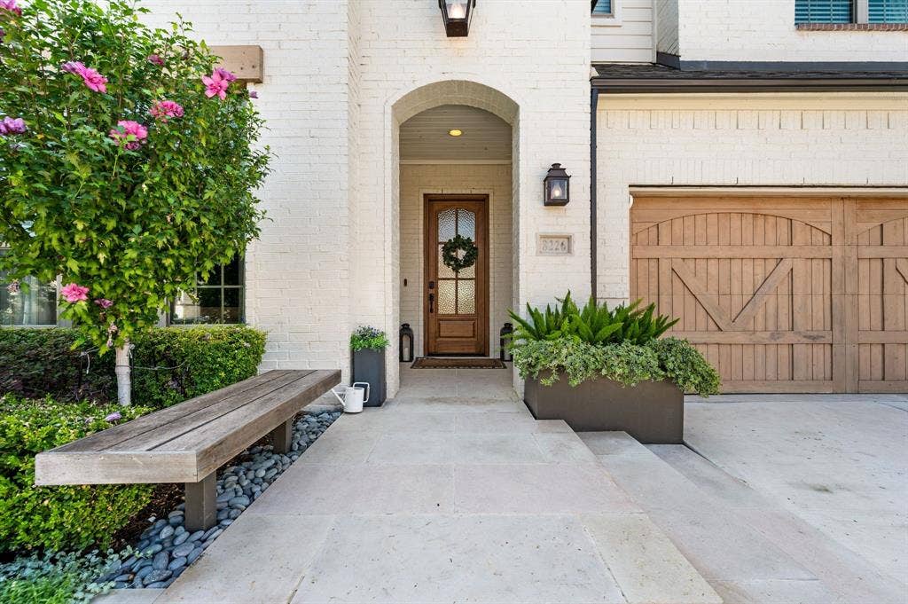 8226 Vitex Avenue, Dallas, TX 75252 8226 Vitex Avenue, Dallas, TX 75252