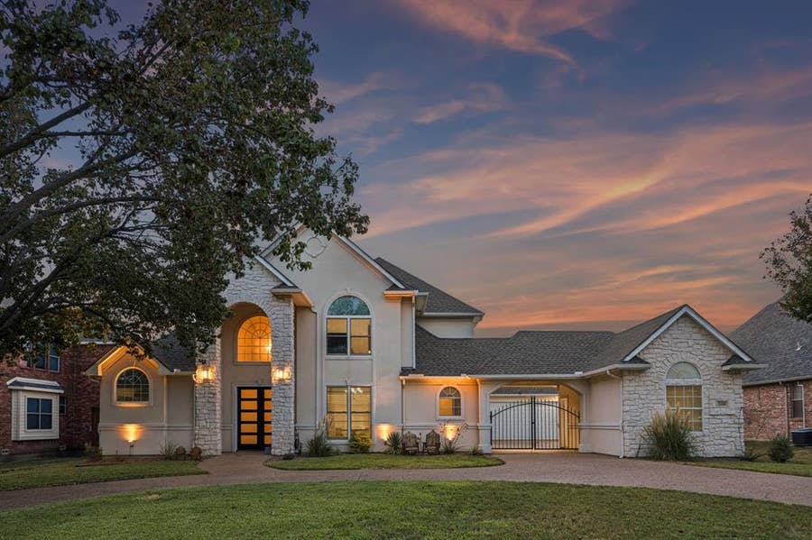 Property photo for 1129 Wishing Well Court, Cedar Hill, TX