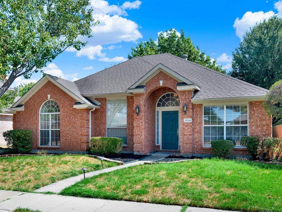 Property photo for 2509 Pecan Meadow Drive, Garland, TX