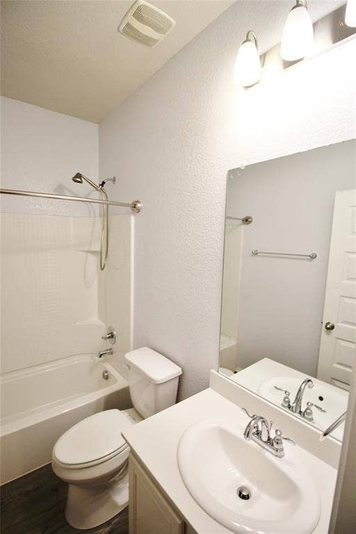 2139 Mossbrook Drive, Royse City, TX 75189 2139 Mossbrook Drive, Royse City, TX 75189