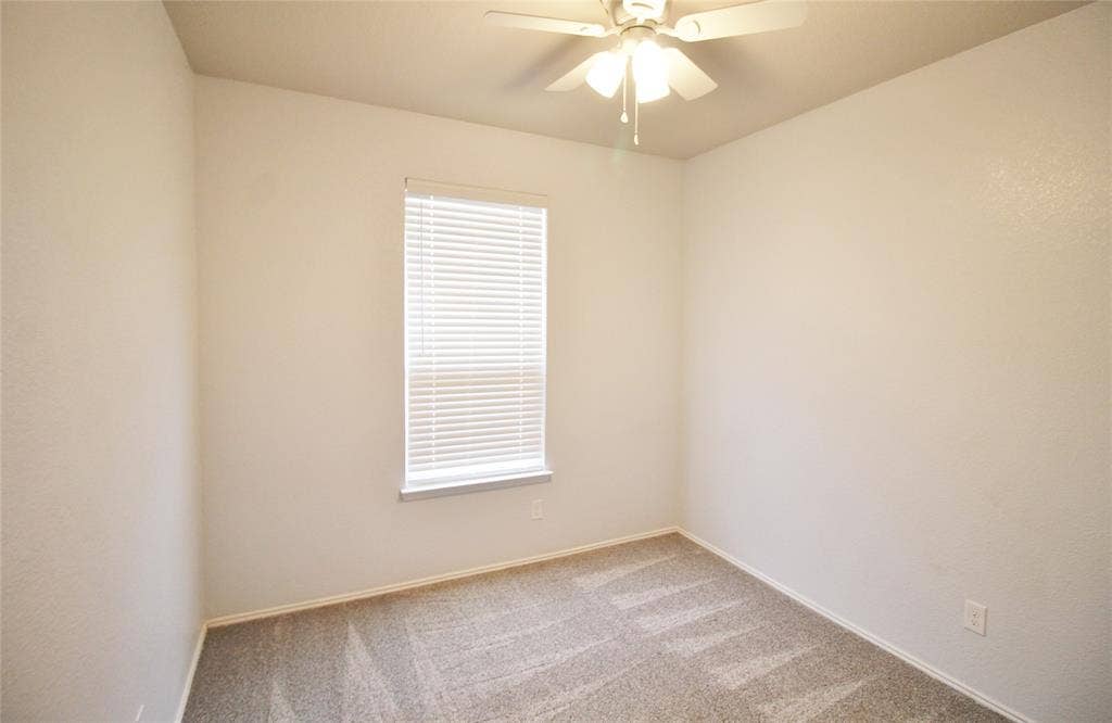 2139 Mossbrook Drive, Royse City, TX 75189 2139 Mossbrook Drive, Royse City, TX 75189