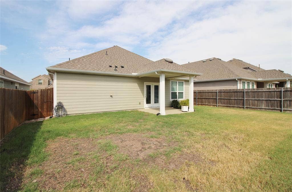 2139 Mossbrook Drive, Royse City, TX 75189 2139 Mossbrook Drive, Royse City, TX 75189