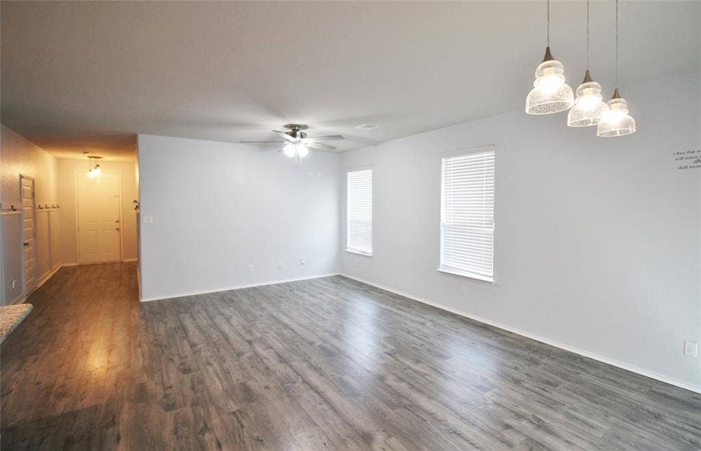 2139 Mossbrook Drive, Royse City, TX 75189 2139 Mossbrook Drive, Royse City, TX 75189