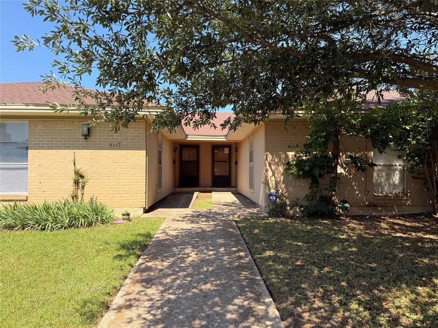 Property photo for 4113 Alta Mesa Boulevard, Fort Worth, TX