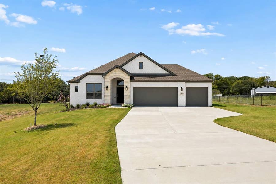 Property photo for 2430 Cross Timbers Drive, Lowry Crossing, TX