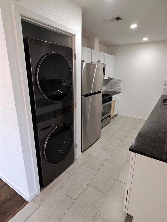 3241 S Edgefield Avenue, Dallas, TX 75224 3241 S Edgefield Avenue, Dallas, TX 75224