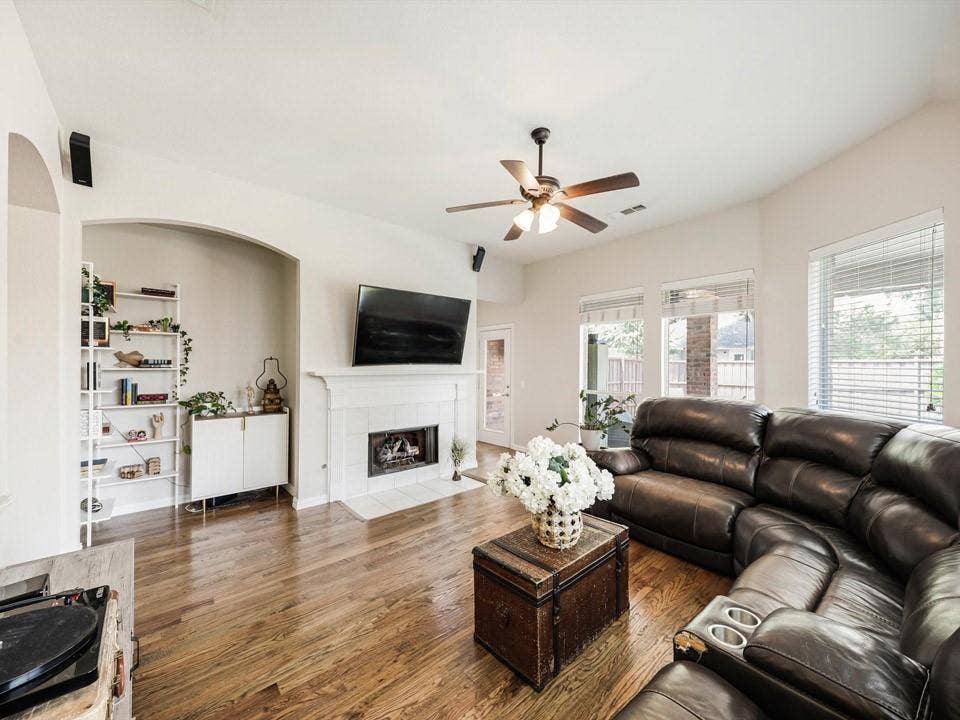 11656 Creekwood Drive, Frisco, TX 75035 11656 Creekwood Drive, Frisco, TX 75035
