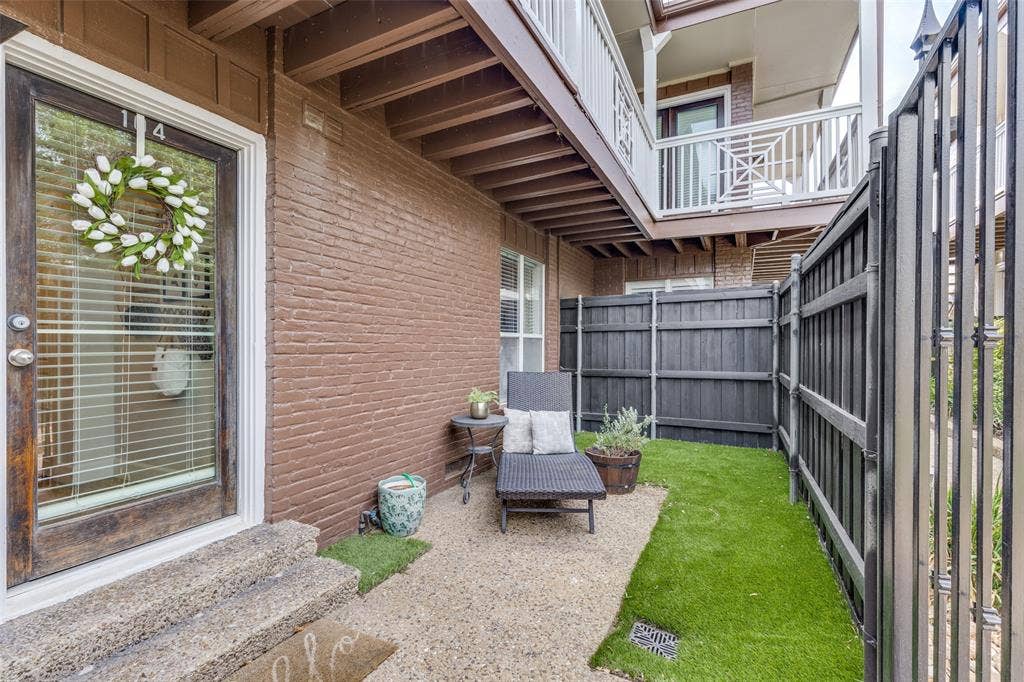 5938 Sandhurst Lane, #104, Dallas, TX 75206 Front Yard with Big Bully Turf